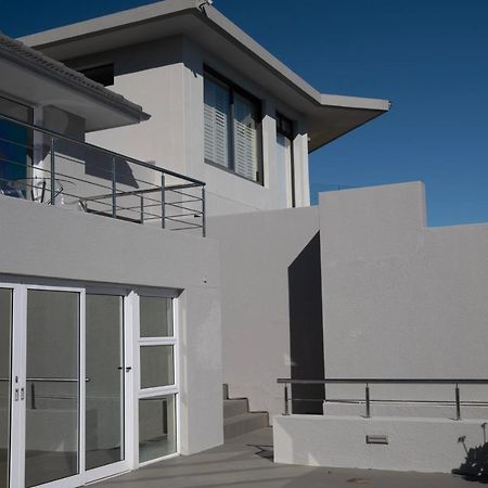 The Atlantic Donreal Guesthouse ケープタウン エクステリア 写真