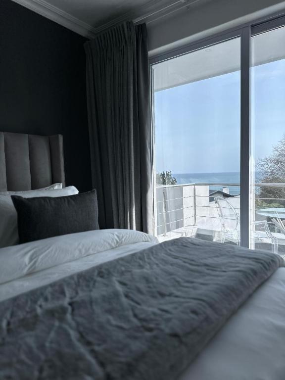 The Atlantic Donreal Guesthouse ケープタウン エクステリア 写真